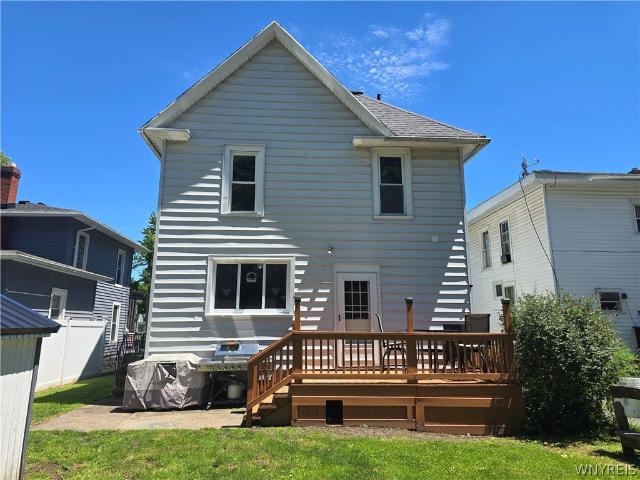 1002 West Avenue