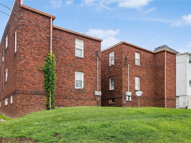 1002 & 1004 Gaston Avenue