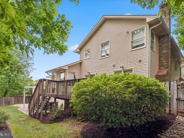 10033 Glencroft Court