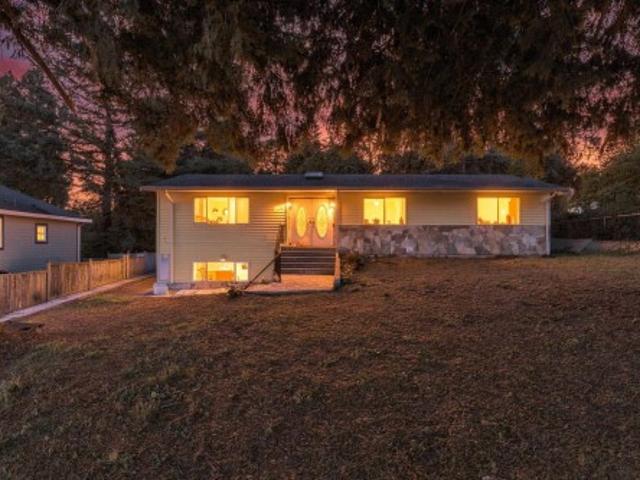 10032 Street, Surrey, BC, V3V 4M5 house for sale | Listing ID R3172 | Royal LePage