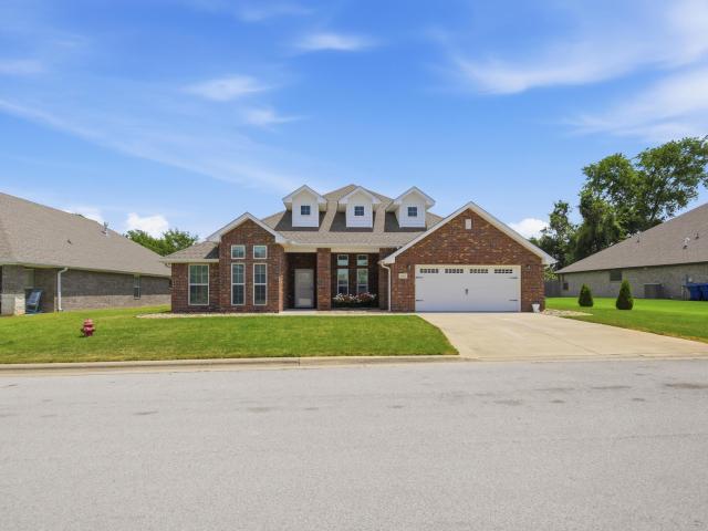 1003 Mckenzie Circle
