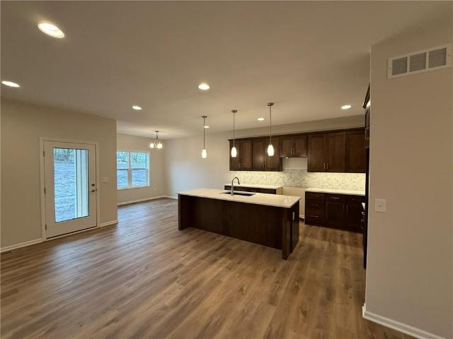 1003 George Court