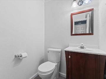 1003 Golf Course Drive, Rohnert Park, US, CA