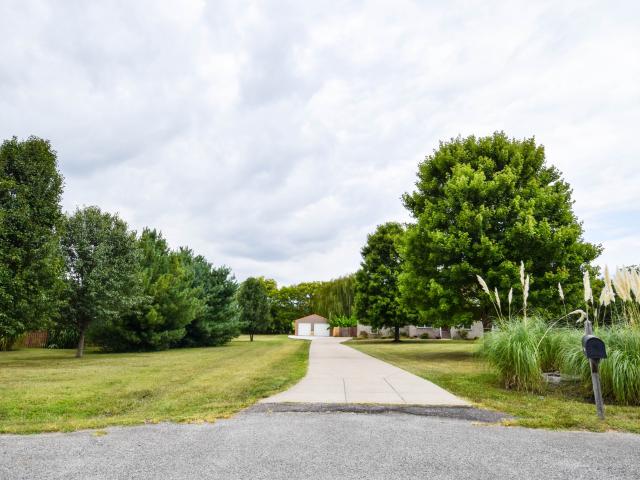 1003 Roland Ct