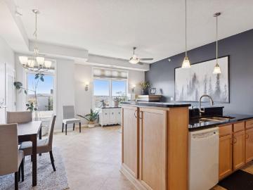 100 4th Avenue N # 308