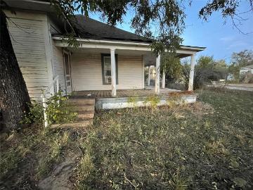 100 Cottle St, Moran, TX 76464 | MLS #21119