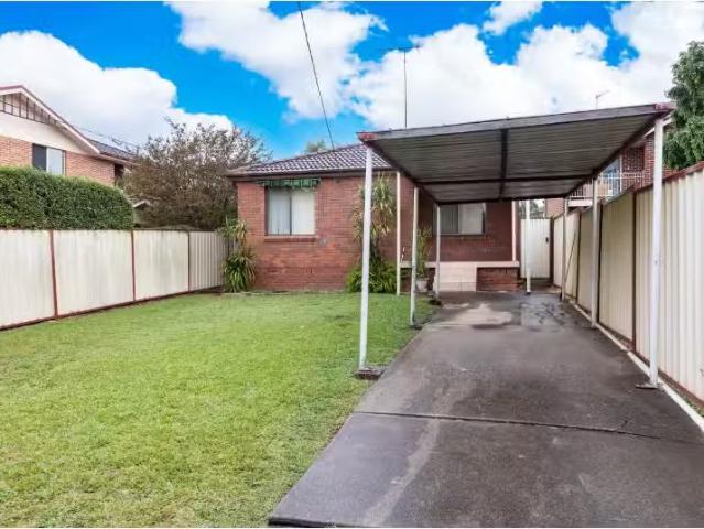 100 Cox Avenue, PENRITH House for rent Listed by Dukes Proper.