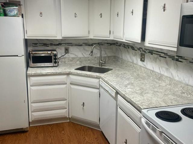 100 Carriage Dr Drive # 7