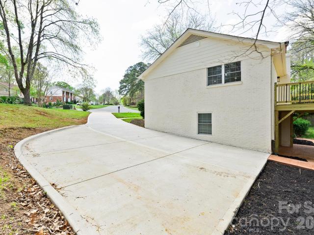 100 Chadmore Drive # 17