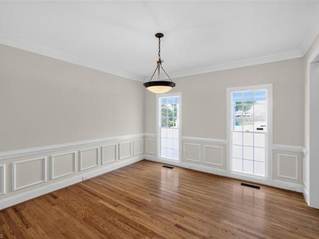 100 Claron Court