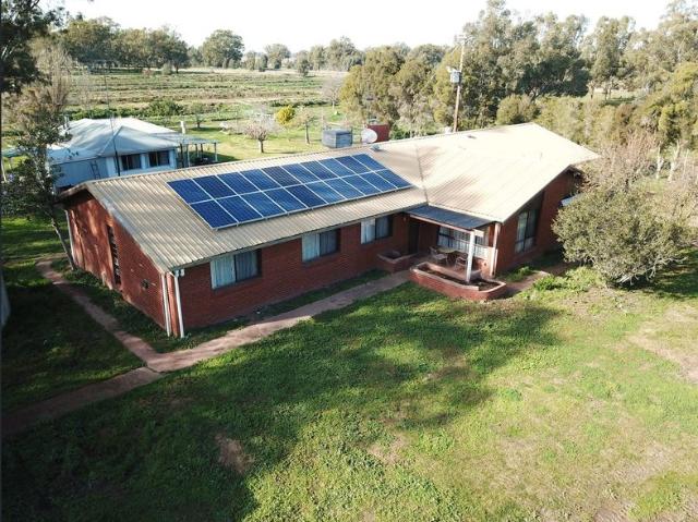 100 Acre Lifestyle Retreat with Income Potential & Two Residences