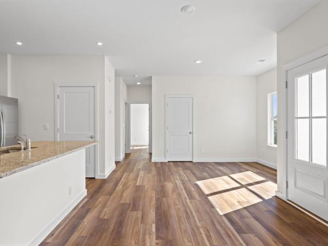 100 Arlington Dr