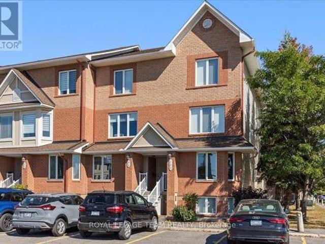 100 Bonfield Private, Ottawa, ON, K4A 5E4 townhouse for lease | Listing ID X13849 | Royal LePage
