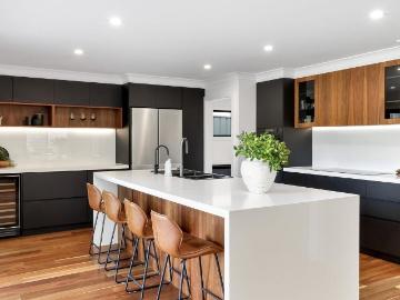 100 Bay Road, Blue Bay House | Listed 02 June 2026