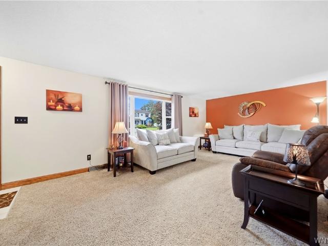 100 Baywood Drive