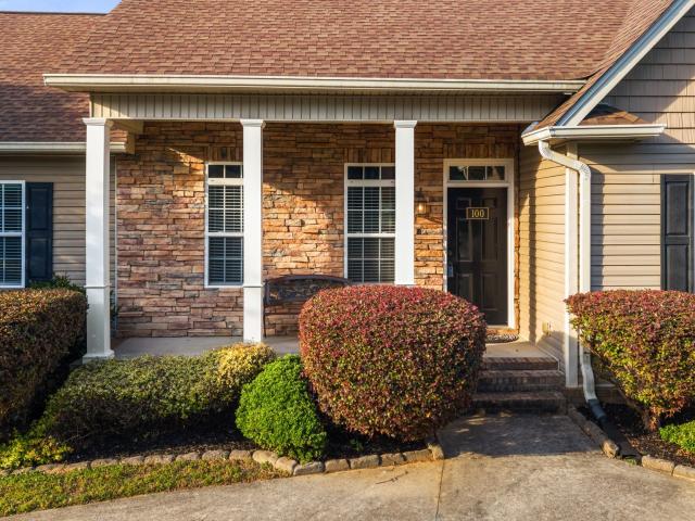 100 Brook Hollow Dr SE