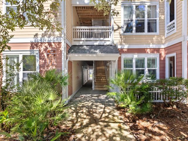 100 Bucksley Lane Unit 303