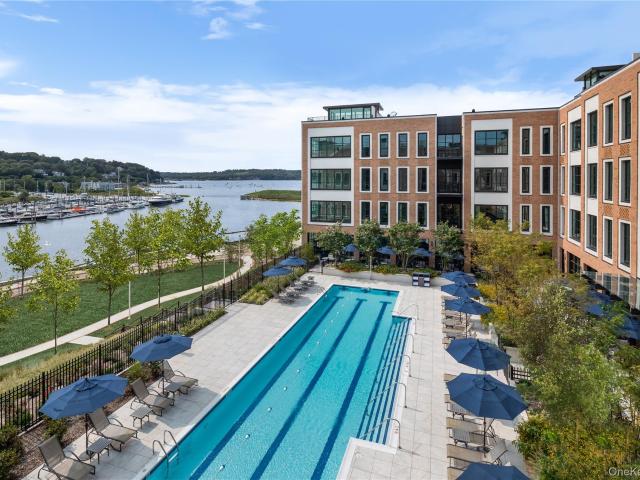 100 Garvies Point Rd, Unit 1033, Glen Cove, NY 11542 | MLS #957314