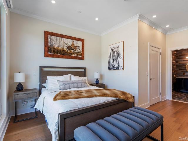 100 Garvies Point Rd, Unit 1309, Glen Cove, NY 11542 | MLS #924938