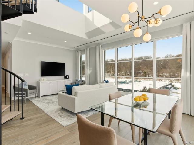 100 Garvies Point Rd, Unit 1348, Glen Cove, NY 11542 | MLS #992037