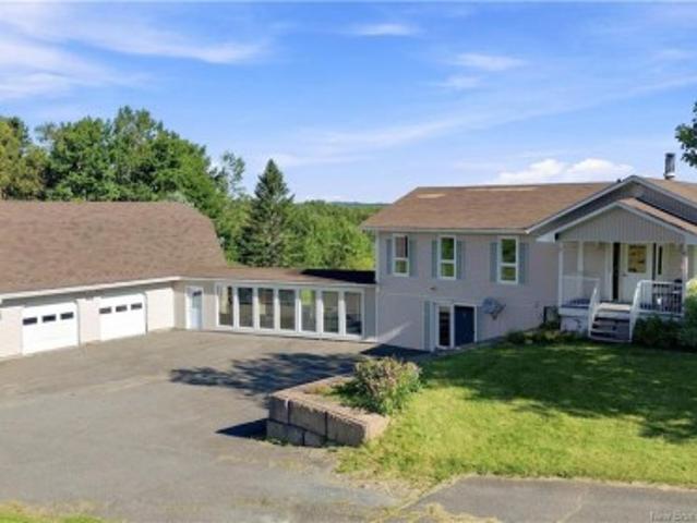 100 Greenhill Lake Rd, Greenhill Lake, NB, E6E 1E9 house for sale | Listing ID NB147392 | Royal LePage
