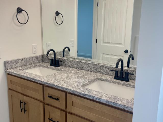 100 Donald Dr, Lafayette, TN 37083 | MLS #3175