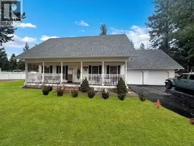 100 Deerview Crescent, Princeton, BC, V0X 1W0 house for sale.