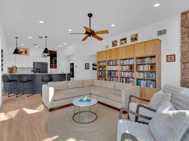 100 Derby Drive, Spicewood, US, TX
