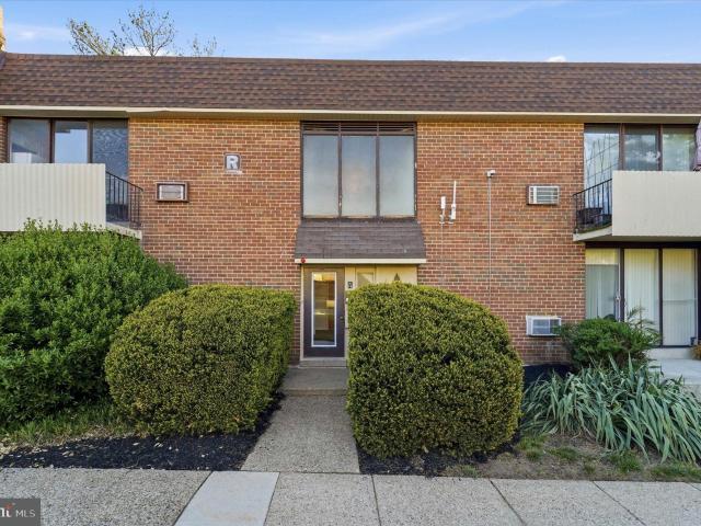 100 E Glenolden Ave, Unit R10, Glenolden, PA 19036 | MLS #PADE2113