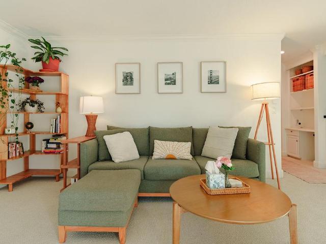 100 E Middlefield Road 4H
