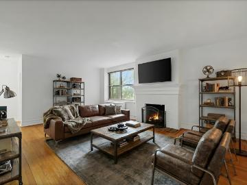 100 East Palisade Avenue, #A24, Englewood, US, NJ