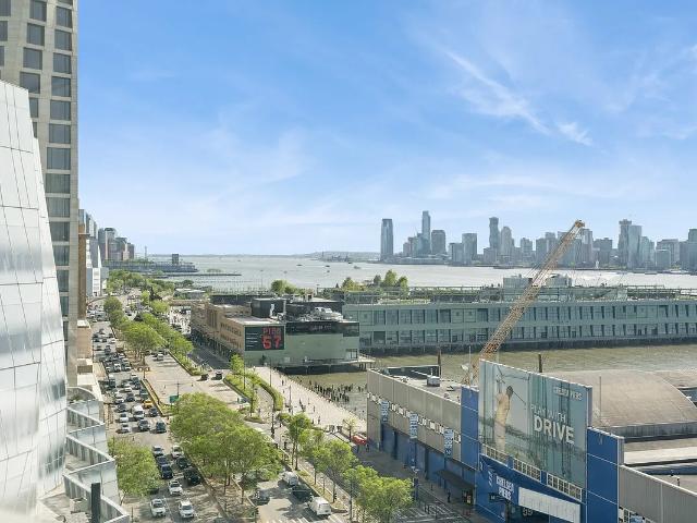 100 Eleventh Avenue, New York, NY