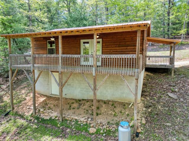 100 Fern Cove Lane