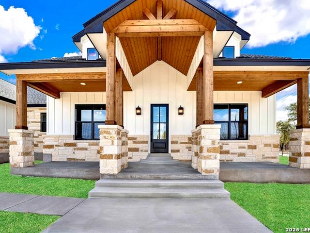 100 Hondo Ridge