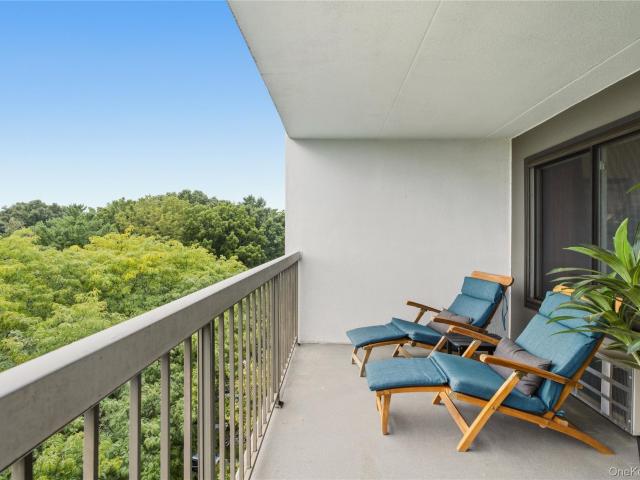 100 High Point Drive 710