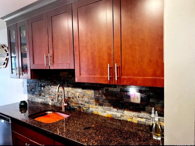 100 Hillside Drive F6