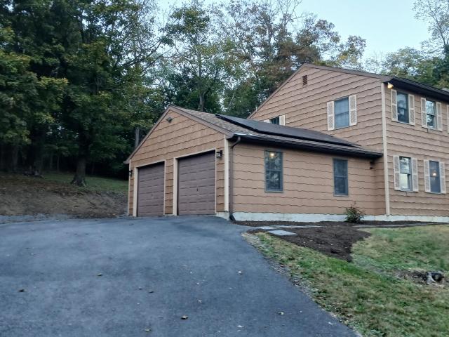 100 IVY Lane