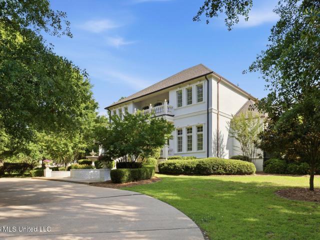 100 Overbrook Hill