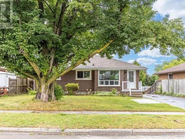 100 Lauris Avenue, Cambridge, ON, N1R 5L4 house for sale | Listing ID X13636 | Royal LePage
