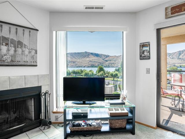 100 Lake Chelan Shores # 17 11