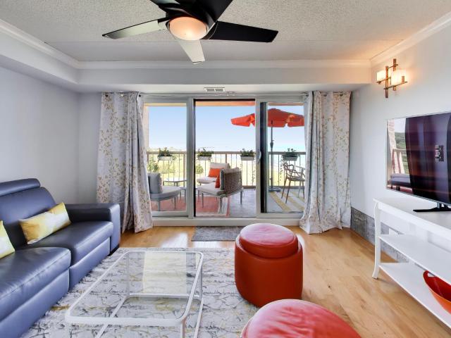 100 Lake Shore Drive #801