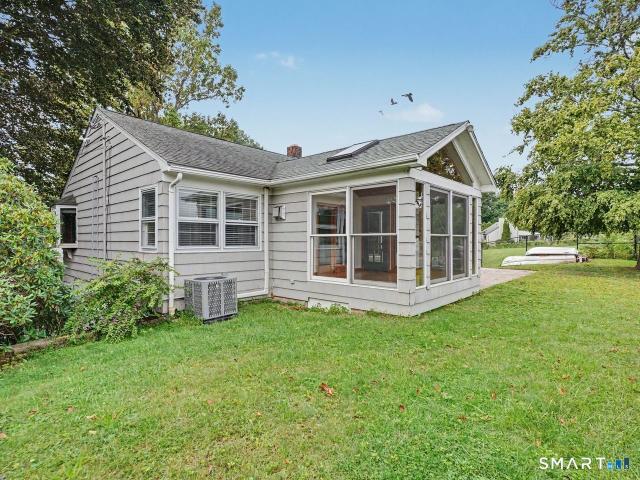 100 Lakeshore Terrace, Bridgeport, US, CT