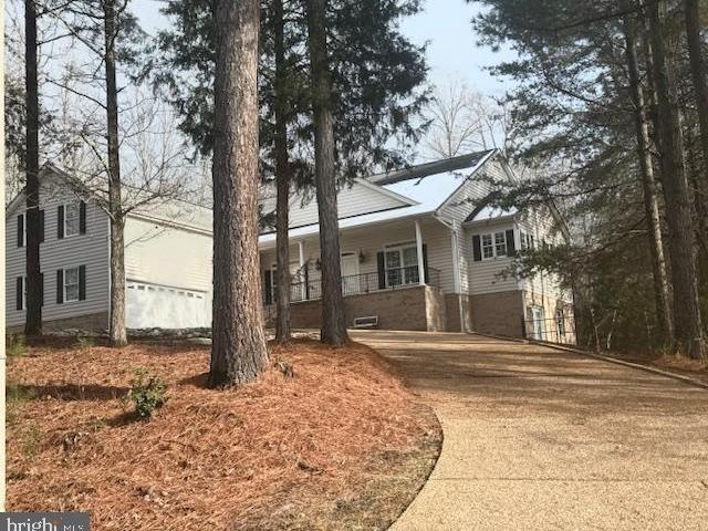 100 Lakewood Dr, Williamsburg, VA 23185 | MLS #VAJC2000