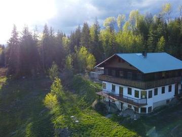 100 Lidstone Road, Salmon Arm, BC, V1E 2Y1 Luxury House for sale | Listing ID 10372 | Royal LePage Carriage Trade Luxury Properties