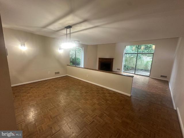 100 Llanalew Road # 7