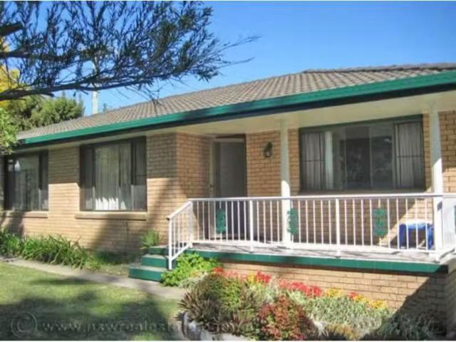 100 Lyons Road, SAWTELL House for rent Listed by Kim Keleher.