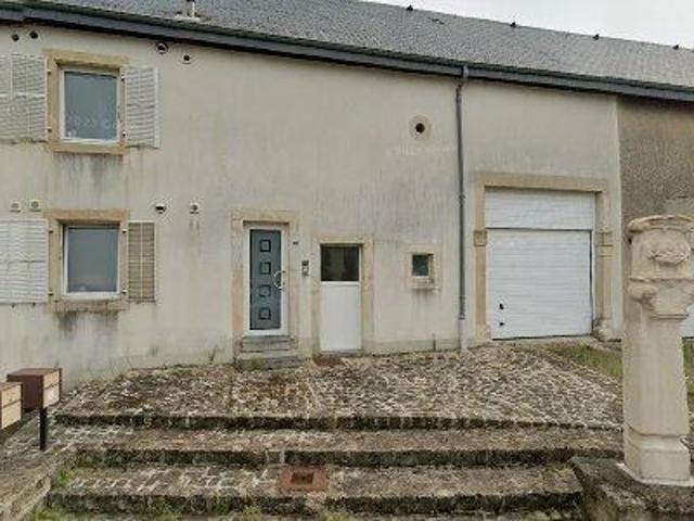 100 m2 apartment for rent in Messancy