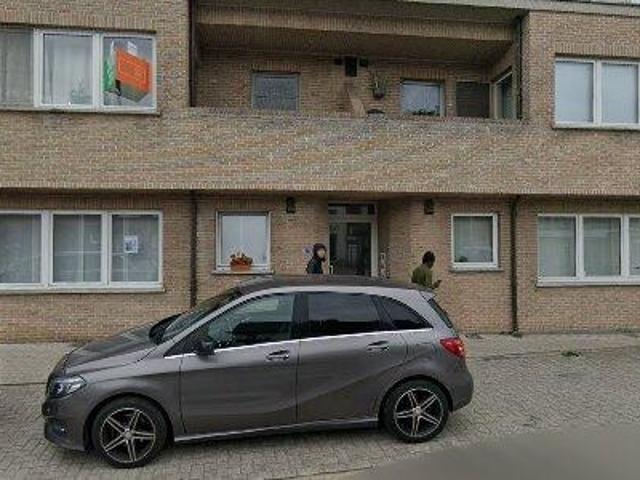 100 m2 apartment for rent in Mol