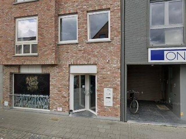 100 m2 apartment for rent in Beveren