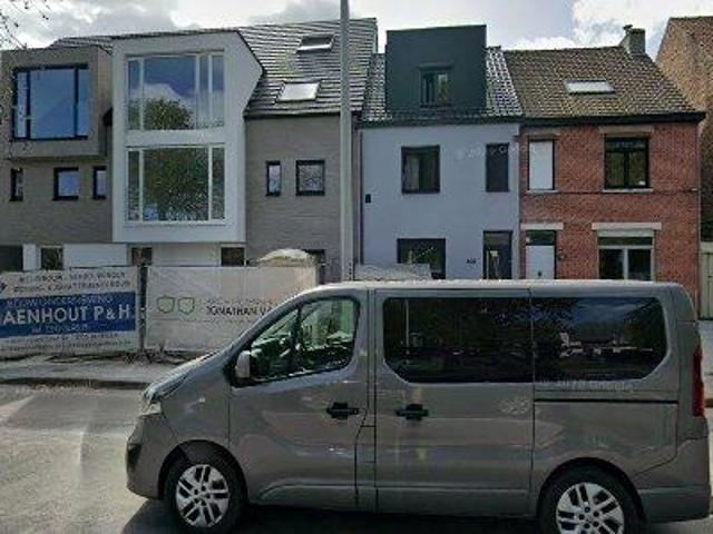 100 m2 apartment for rent in Brugge